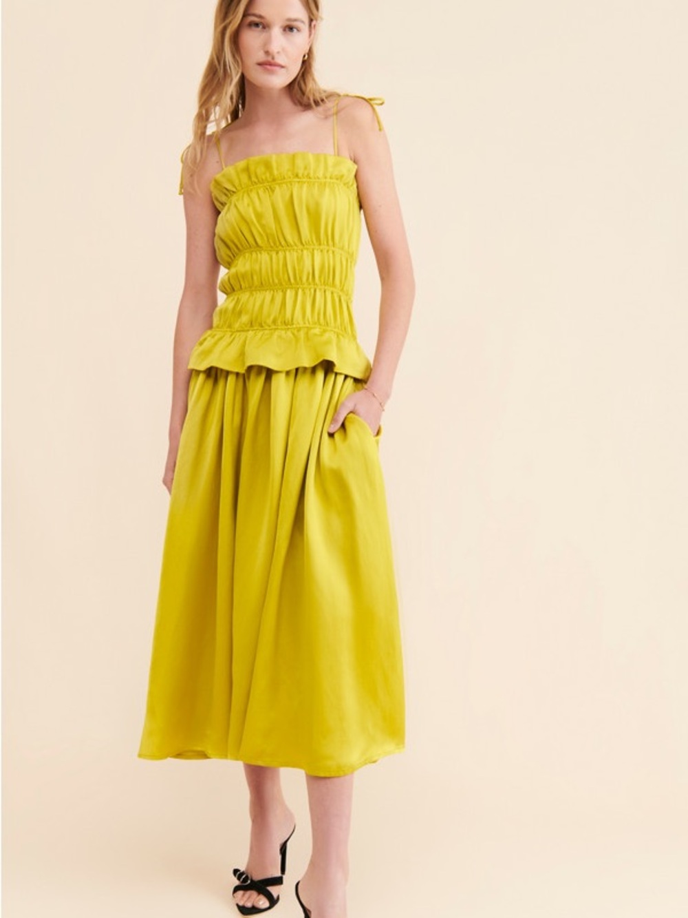 OHSEVENDAYS| Ruched Midi Tie-Strap Dress| Small